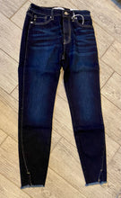 Load image into Gallery viewer, Non-Distressed Dark Wash Kan Can Jeans
