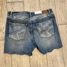 Load image into Gallery viewer, Judy Blue Paisley Printed Jean Shorts
